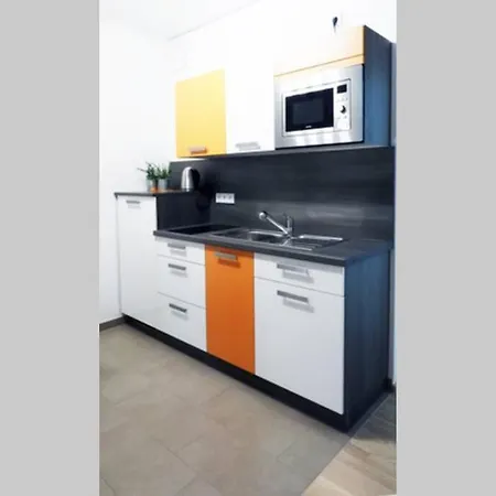 Zentrum Von - Stylische Gartenwohnung 아파트 에를랑겐