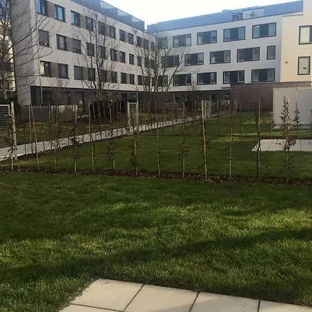 아파트 Zentrum Von - Stylische Gartenwohnung 에를랑겐
